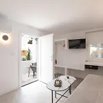Mytheo 公寓式酒店
