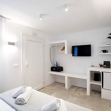 Mytheo Apartahotel Mykonos Town