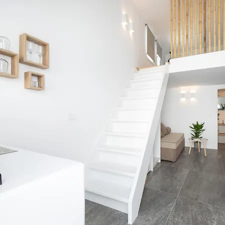 Aparthotel Mytheo 4*