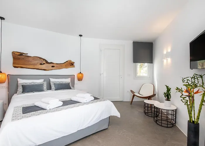 Aparthotel Mytheo 4*